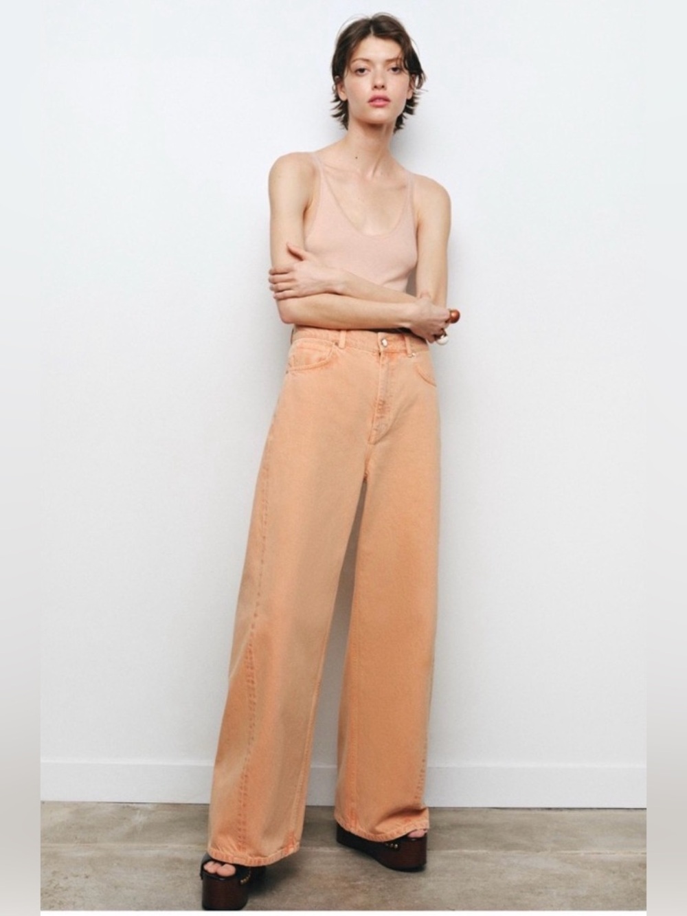 Zara Wide-Leg Jeans in Light Peach